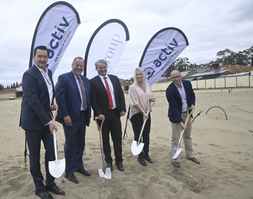 Ground Breaking Ceremony: High Wycombe 'Hawkesvale Vista'